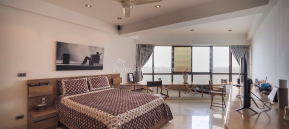 3 bedrooms Condo in Pattaya, Thailand No. 8417 19