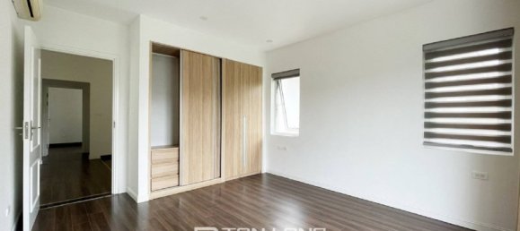 4 غرف نوم منزل في Long Bien, Vietnam رقم 741 7