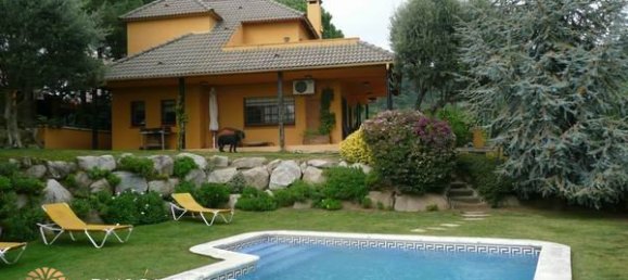 4 bedrooms Villa in Cabrils, Spain No. 70 2