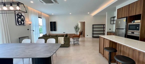 3 Schlafzimmer Villa in Pattaya, Thailand, Nr. 33586 26