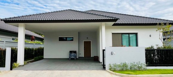 3 Schlafzimmer Villa in Pattaya, Thailand, Nr. 33586 2