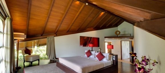 4 Schlafzimmer Villa in Seminyak, Indonesia, Nr. 2986 3