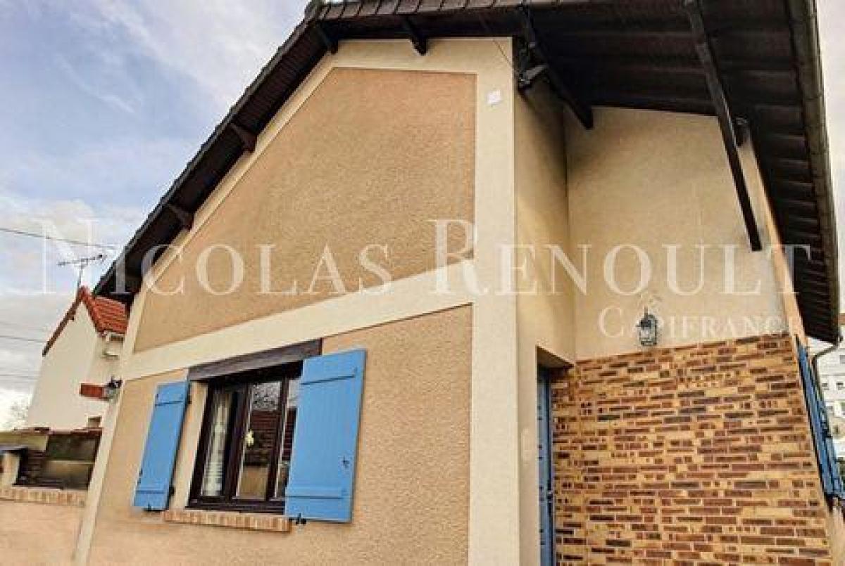 Casa de 3 dormitorios en Bezons, France No. 31103