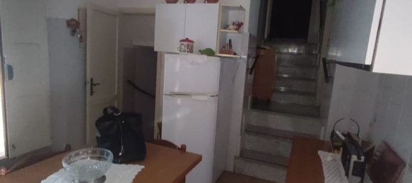 4 غرف نوم منزل ذو طابقين في Serrone, Italy رقم 89442 3