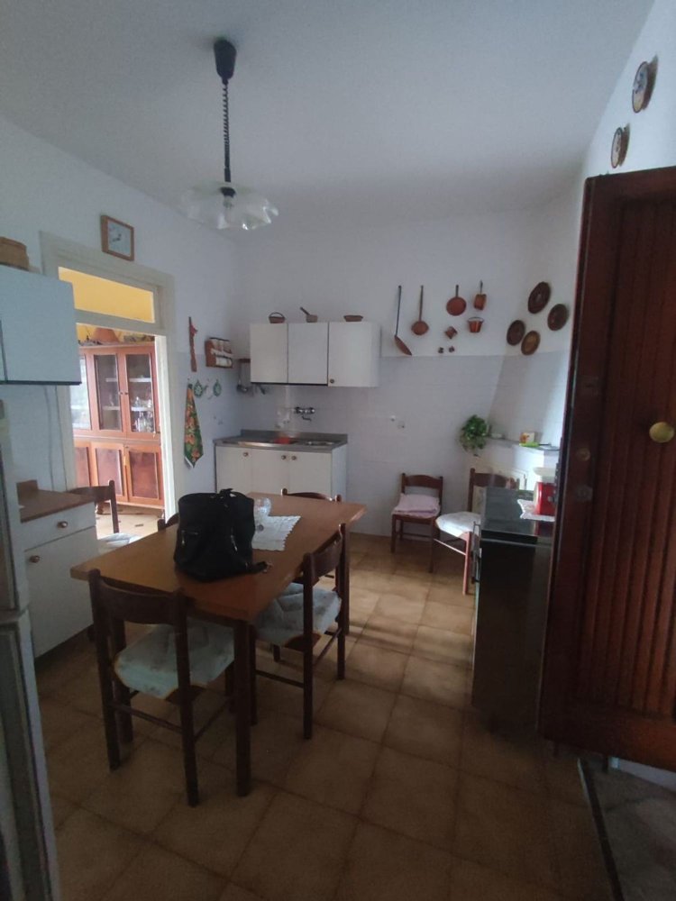 4 غرف نوم منزل ذو طابقين في Serrone, Italy رقم 89442