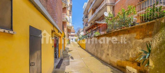 Garage à Rome, Italy 21m² No. 299626 21