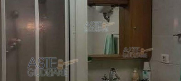 4 rooms Apartment in Rome, Italy No. 205756 14