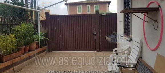 4 rooms Apartment in Rome, Italy No. 205756 17