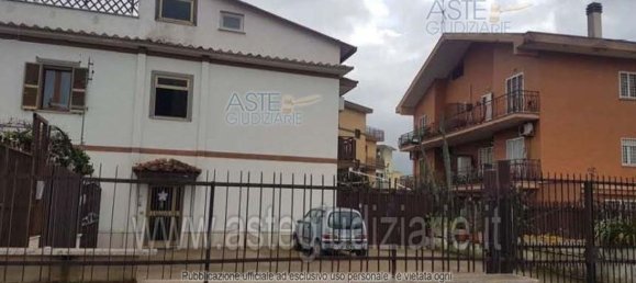 4 rooms Apartment in Rome, Italy No. 205756 19