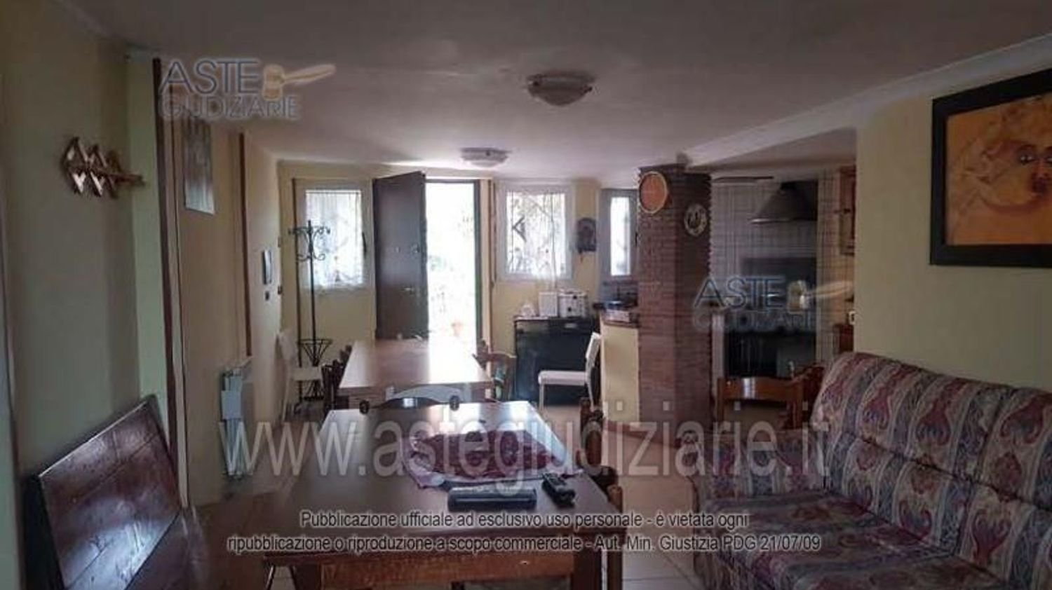 4 rooms Apartment in Rome, Italy No. 205756