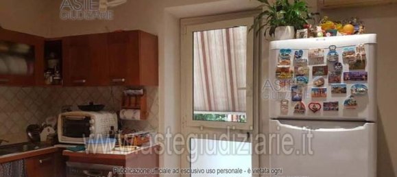 4 rooms Apartment in Rome, Italy No. 205756 9