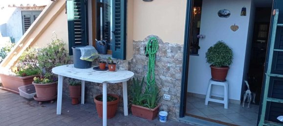 8-Zimmer Wohnung in Fosdinovo, Italy, Nr. 74945 10