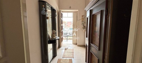 4 rooms Apartment in Naples, Italy No. 10503 28