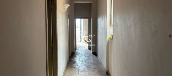 4 rooms Apartment in Naples, Italy No. 10503 23