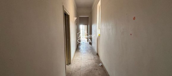 4 rooms Apartment in Naples, Italy No. 10503 22