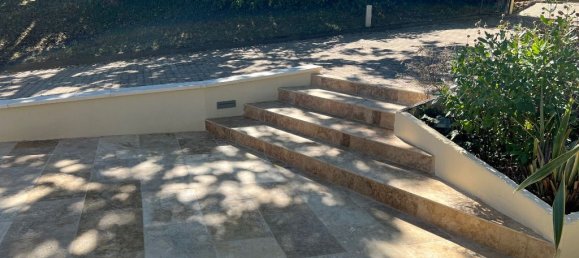 4 bedrooms House in Chateauneuf-du-Rhone, France No. 317130 4