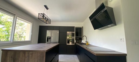 4 bedrooms House in Chateauneuf-du-Rhone, France No. 317130 15