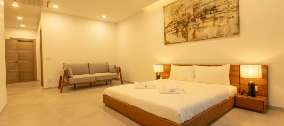 3 bedrooms Villa in Rawai, Thailand No. 8630 2