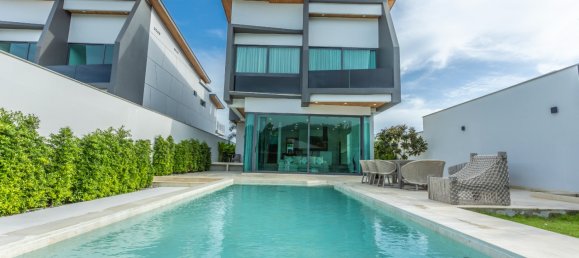 3 bedrooms Villa in Rawai, Thailand No. 8630 18