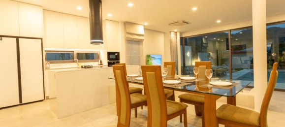 3 bedrooms Villa in Rawai, Thailand No. 8630 7