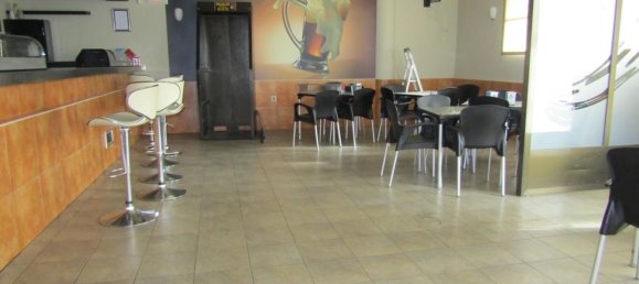 Propiedad comercial en Segovia, Spain 84 m² No. 71216 5