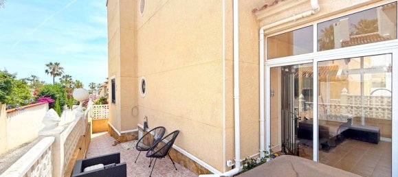 3 غرف نوم منزل في Alicante, Spain رقم 174690 3