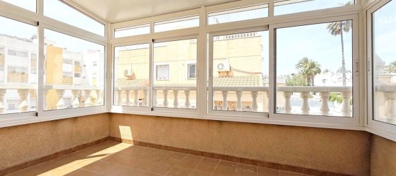 3 غرف نوم منزل في Alicante, Spain رقم 174690 8