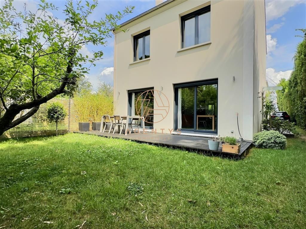 4 bedrooms House in Chennevieres-sur-Marne, France No. 169168