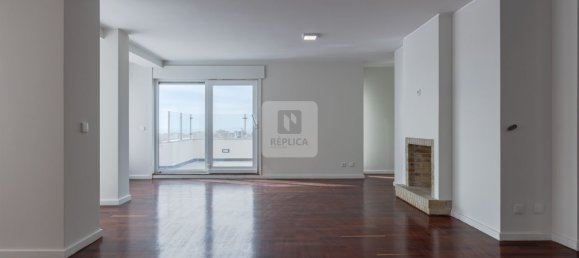 Apartamento de 4 dormitorios en Matosinhos, Portugal No. 99414 7