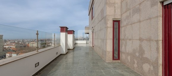 Apartamento de 4 dormitorios en Matosinhos, Portugal No. 99414 11