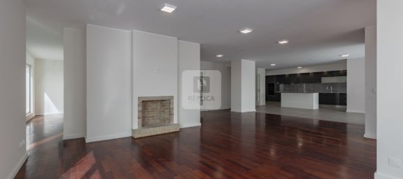 Apartamento de 4 dormitorios en Matosinhos, Portugal No. 99414 6