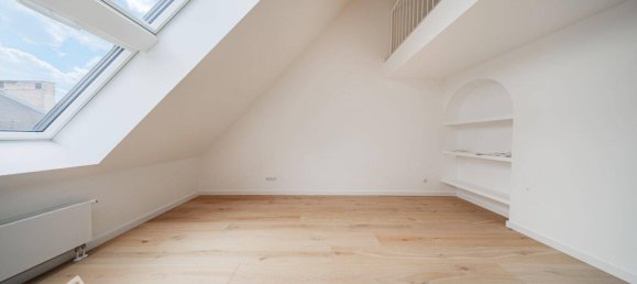 2 rooms Duplex in Wieden, Austria No. 215579 4