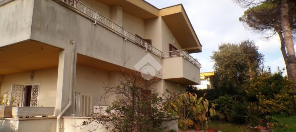 Вилла с 3 спальнями в Анцио, Италия № 190500 27