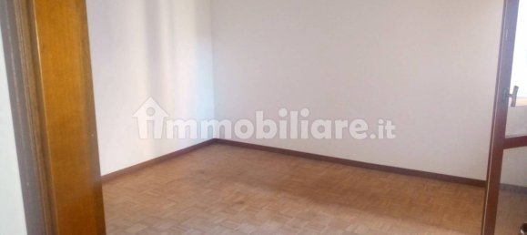 2 bedrooms Apartment in Parma, Italy No. 346991 5