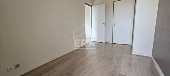 Квартира с 4 комнатами в Нёйи-сюр-Марн, Франция № 328467 7