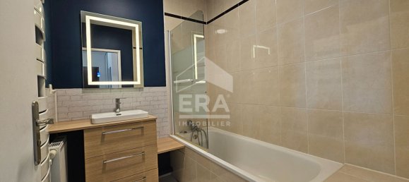 Квартира с 4 комнатами в Нёйи-сюр-Марн, Франция № 328467 5