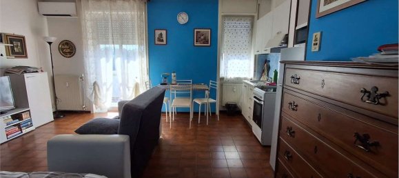 2 bedrooms Apartment in Novara, Italy No. 331890 2
