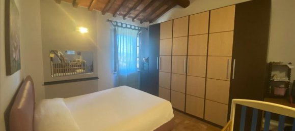 3 rooms Apartment in Castiglione del Lago, Italy No. 112812 7