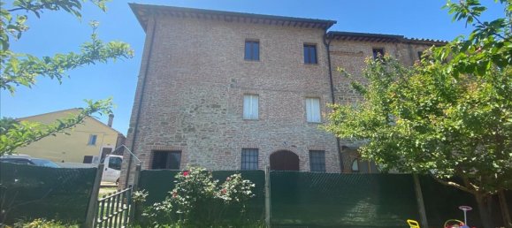 3 rooms Apartment in Castiglione del Lago, Italy No. 112812 2