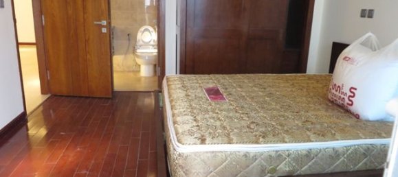 3 bedrooms Apartment in Tay Ho, Vietnam No. 4712 10