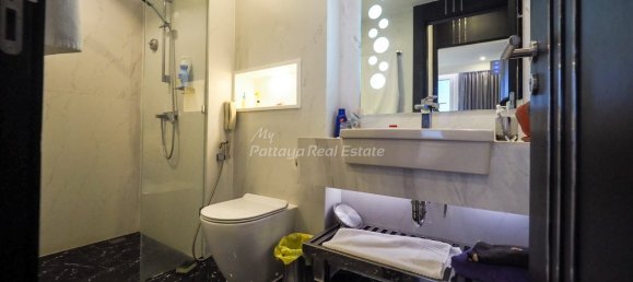 1 bedroom Condo in Pattaya, Thailand No. 10600 8