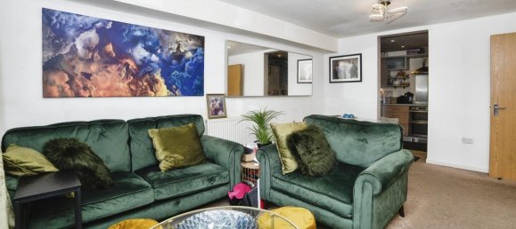 2 bedrooms Apartment in Watford, United Kingdom No. 6094 8