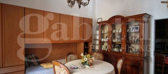 Casa de 2 divisões em Brindisi, Italy N.º 79153 3