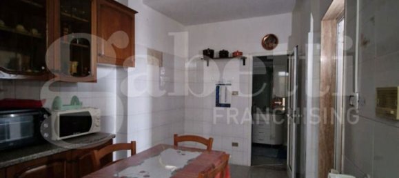 Casa de 2 divisões em Brindisi, Italy N.º 79153 10