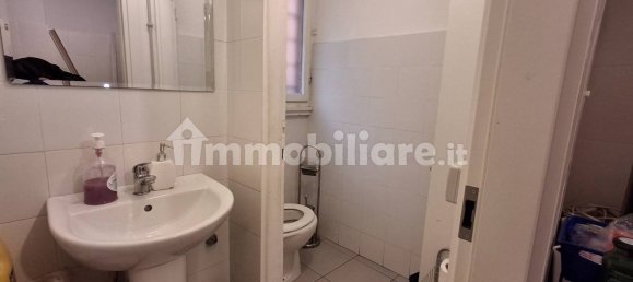 1 room Commercial property in Rome, Italy No. 10019 7