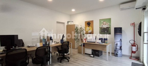 1 room Commercial property in Rome, Italy No. 10019 19