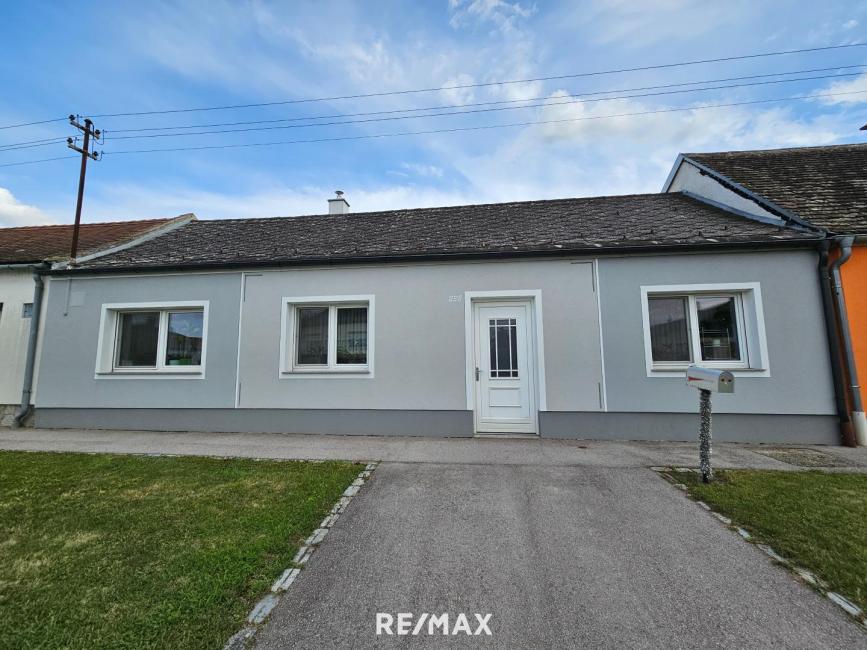 3 bedrooms House in Grossharras, Austria No. 206874