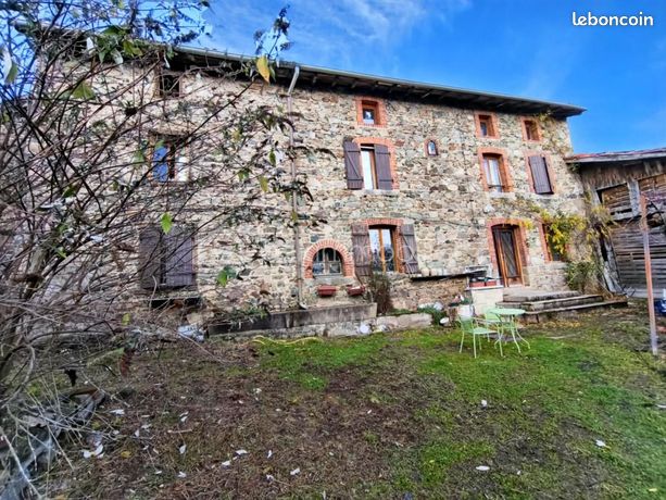 3 bedrooms Apartment in Loire, France No. 302883