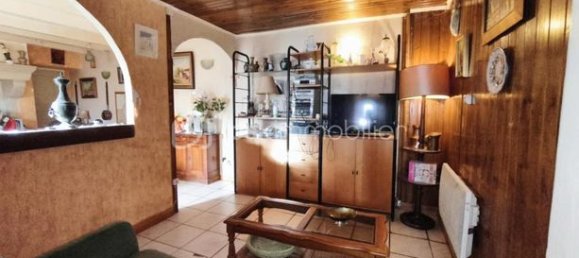 3 bedrooms Apartment in Loire, France No. 302883 5