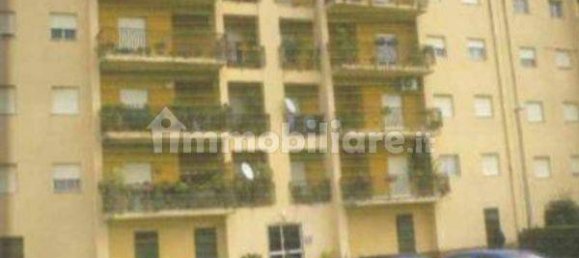 Квартира с 3 спальнями в Мессина, Италия № 39899 3